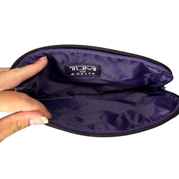 Tumi For Delta Gray Purple Travel Bag Small Nylon 8x7 Accessories Make Up Pouch - Picture 3 of 5